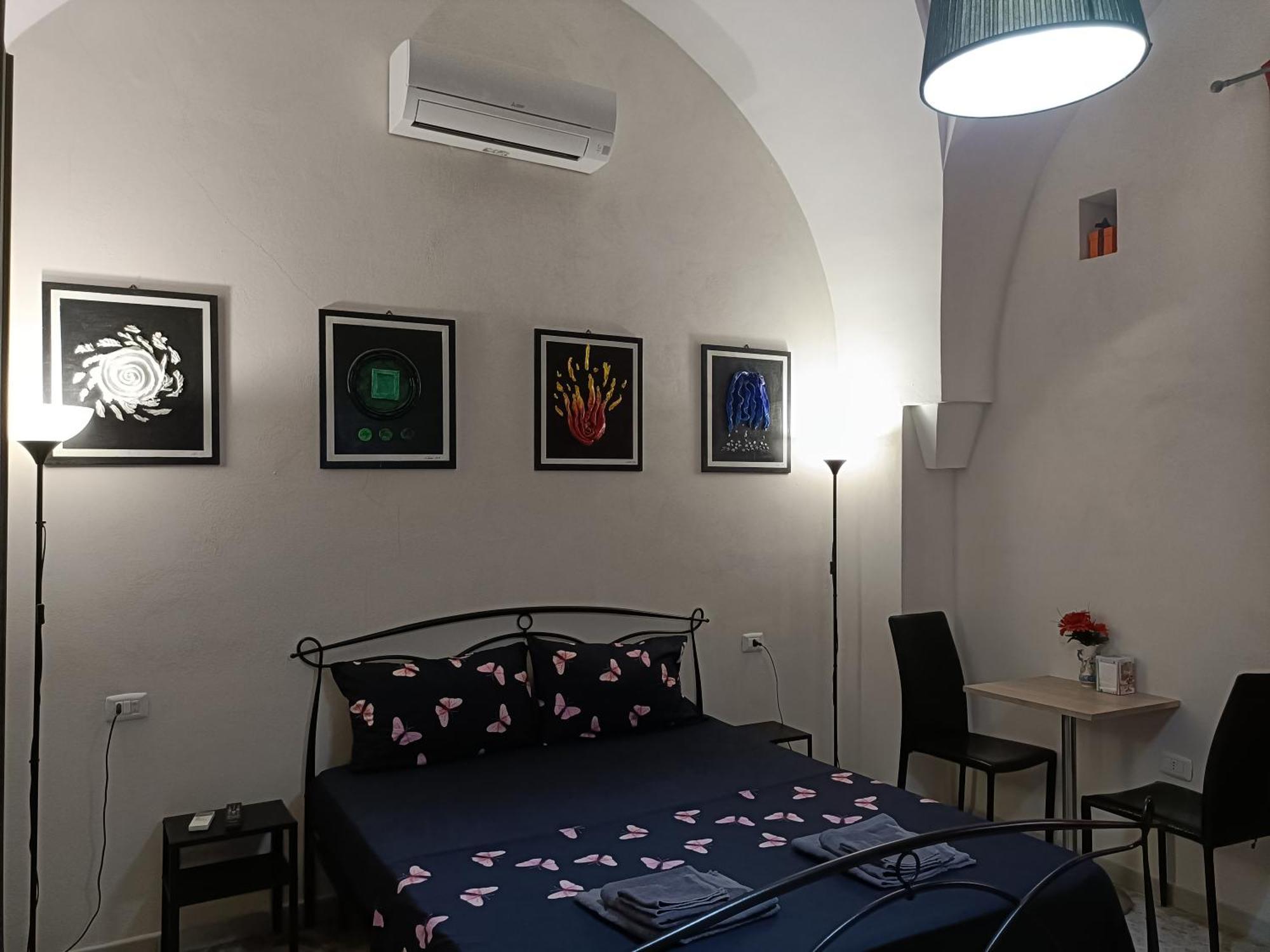 Casa Vacanza In Pieno Centro Storico Vicino Ostuni E La Riserva Di Torre Quaceto San Vito dei Normanni Exterior photo